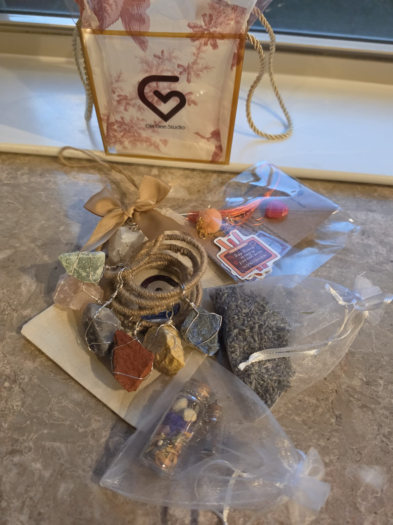 Artisan 7-Stone Suncatcher & Daily Reflection Gift Set - Handmade Home Decor